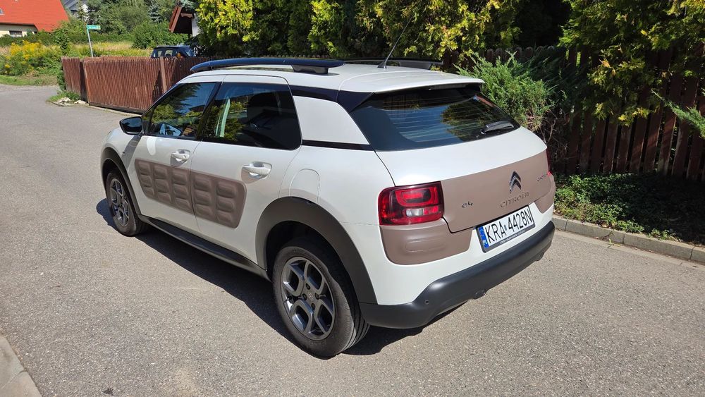 Citroën C4 Cactus Citroen C4 Cactus PuteTech 1,2 82KM 2015