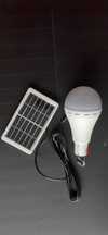 Lâmpada Led com bateria recarregável + painel solar