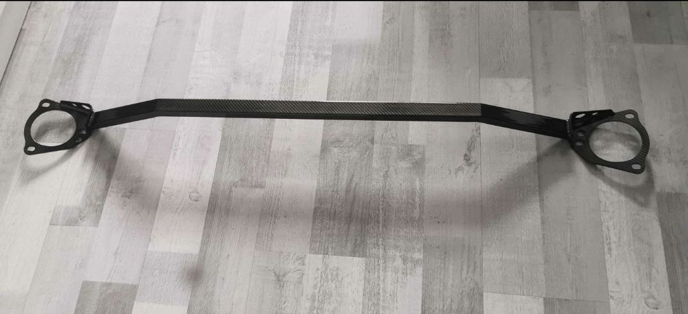 Rozporka carbon przod bmw e46
