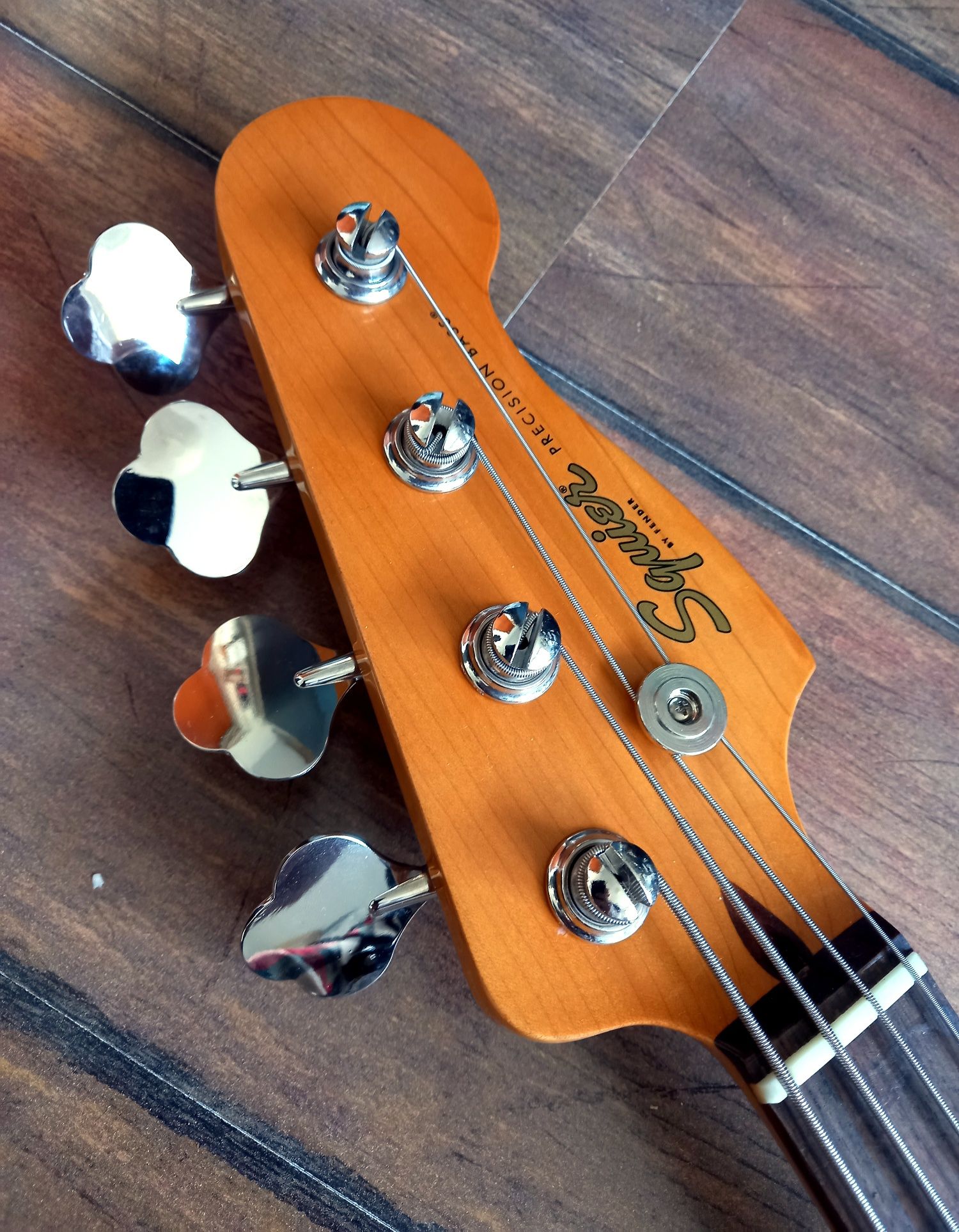 Squier Precision Bass Classic Vibe Gitara Basowa