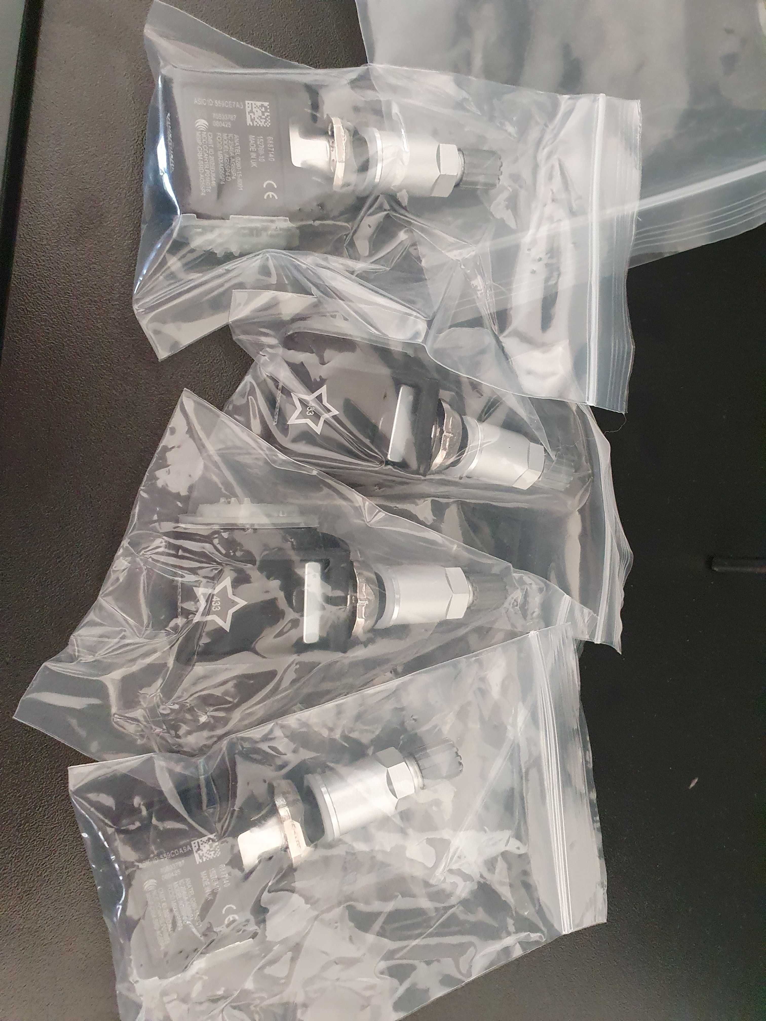 Czujniki ciśnienia TPMS  BMW 5 G30 6 7 G11 8 X3 G01 X4 X5 - 688.7140