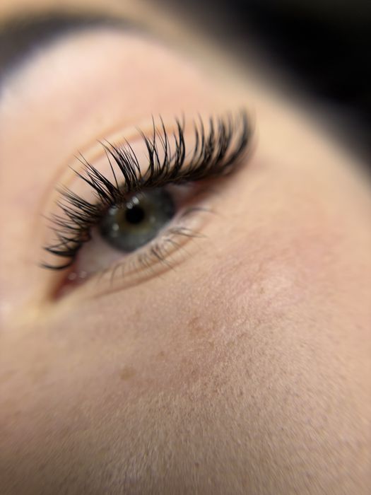 Нарощення вiй, наращивание ресниц