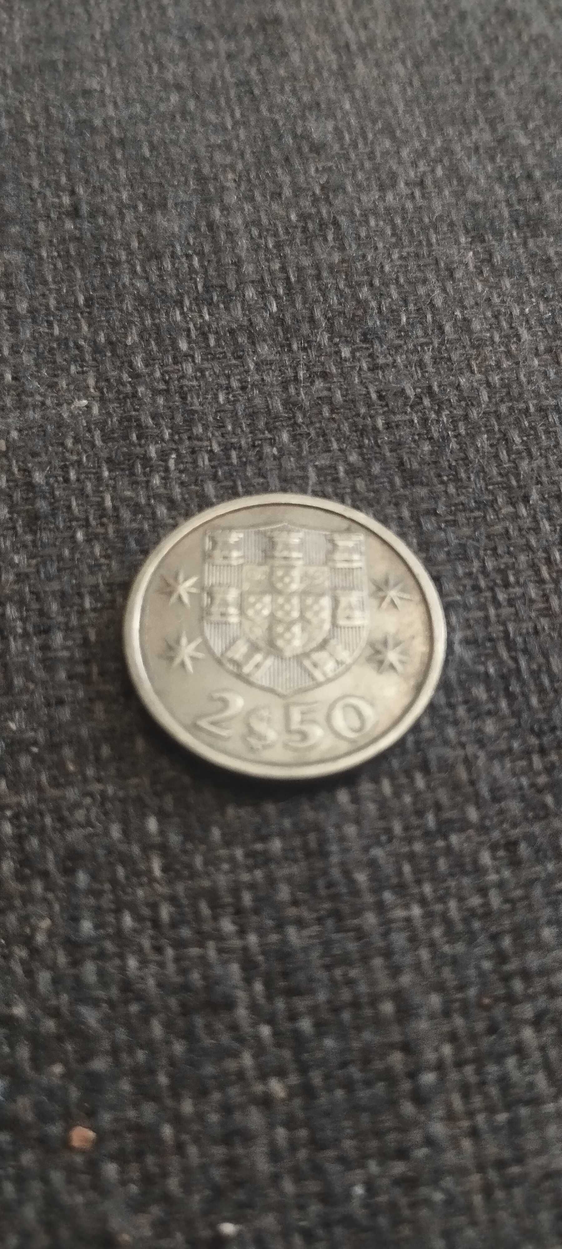 Moeda antiga de portugal de 1982