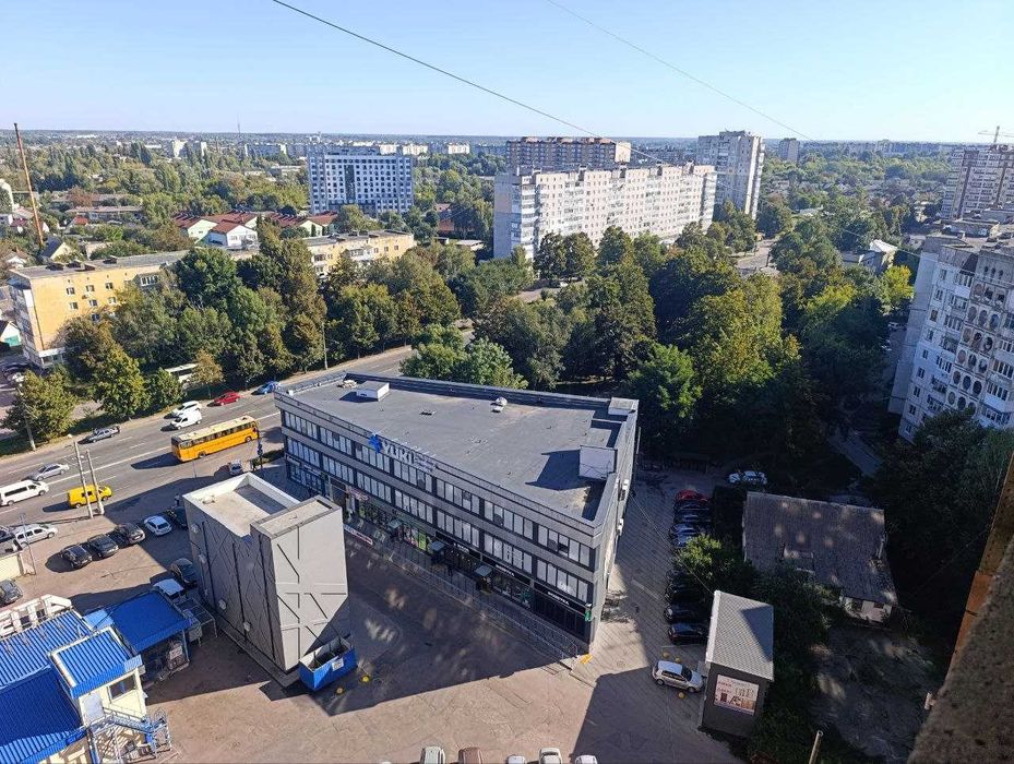 3-кімнатна квартира-студія під ваш ремонт на початку Богунії