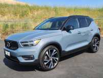 2021 Volvo XC40 T5 R-Design