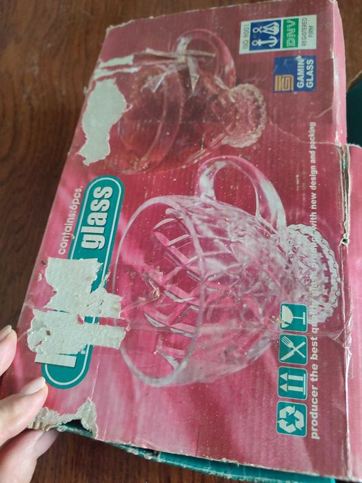 Набір скляних стаканів