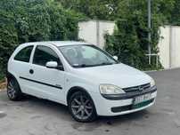 Opel Corsa 1.7TDI//male//malo pali//fajne//alysu//nowe czesci//