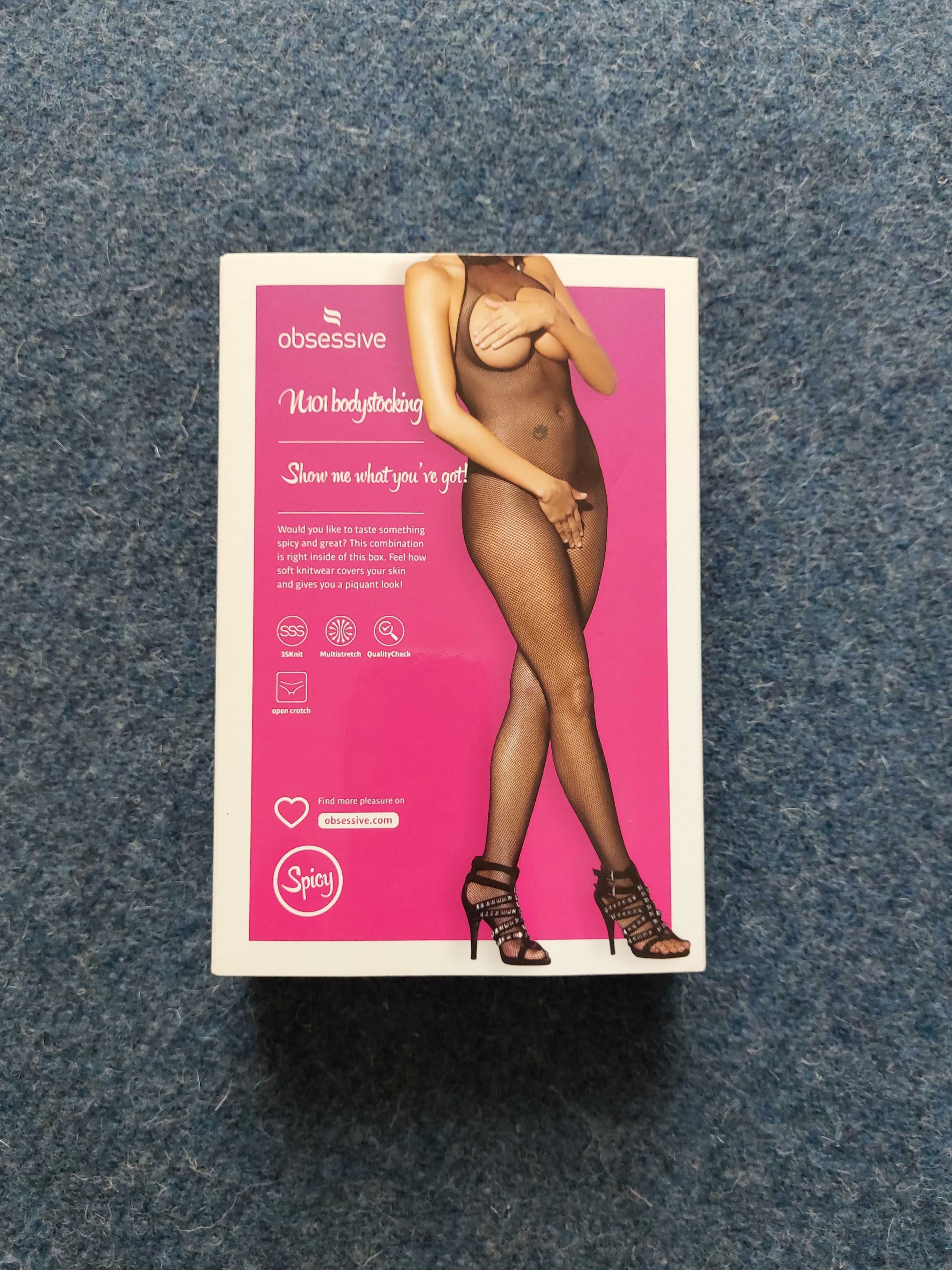 Czarne bodystockings