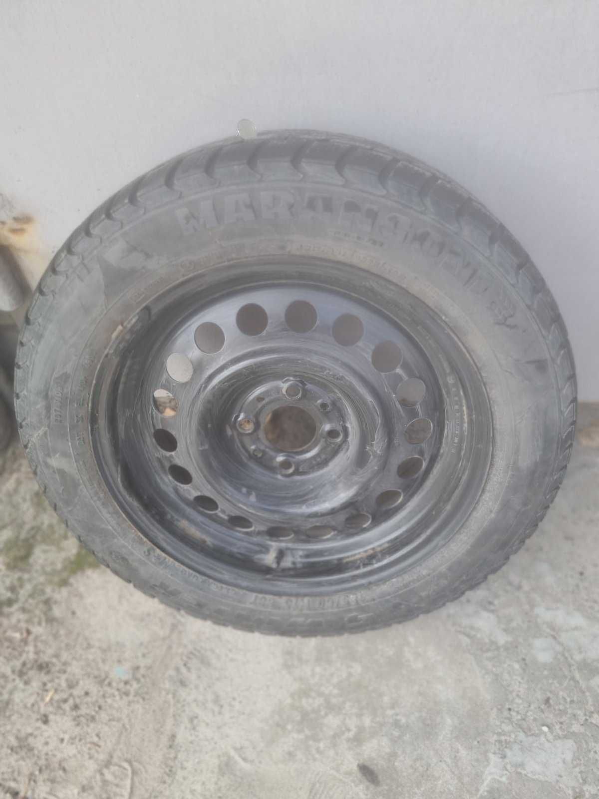 продам  колеса в сборе  R15 4шт,резина зимняя,185/60 R15