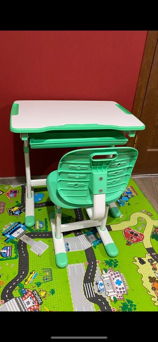 Дитячий столик і стільчик