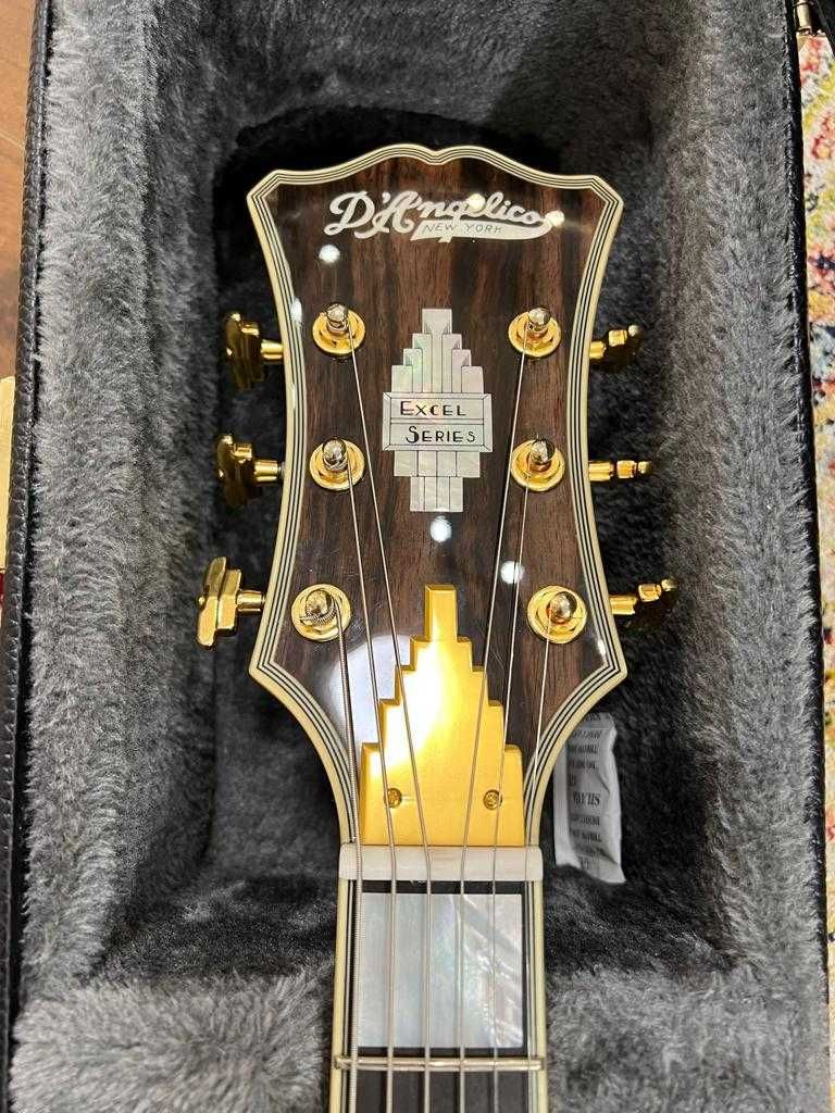 Guitarra D'angelico Excel EXL1 Throwback Viola (flagship model)
