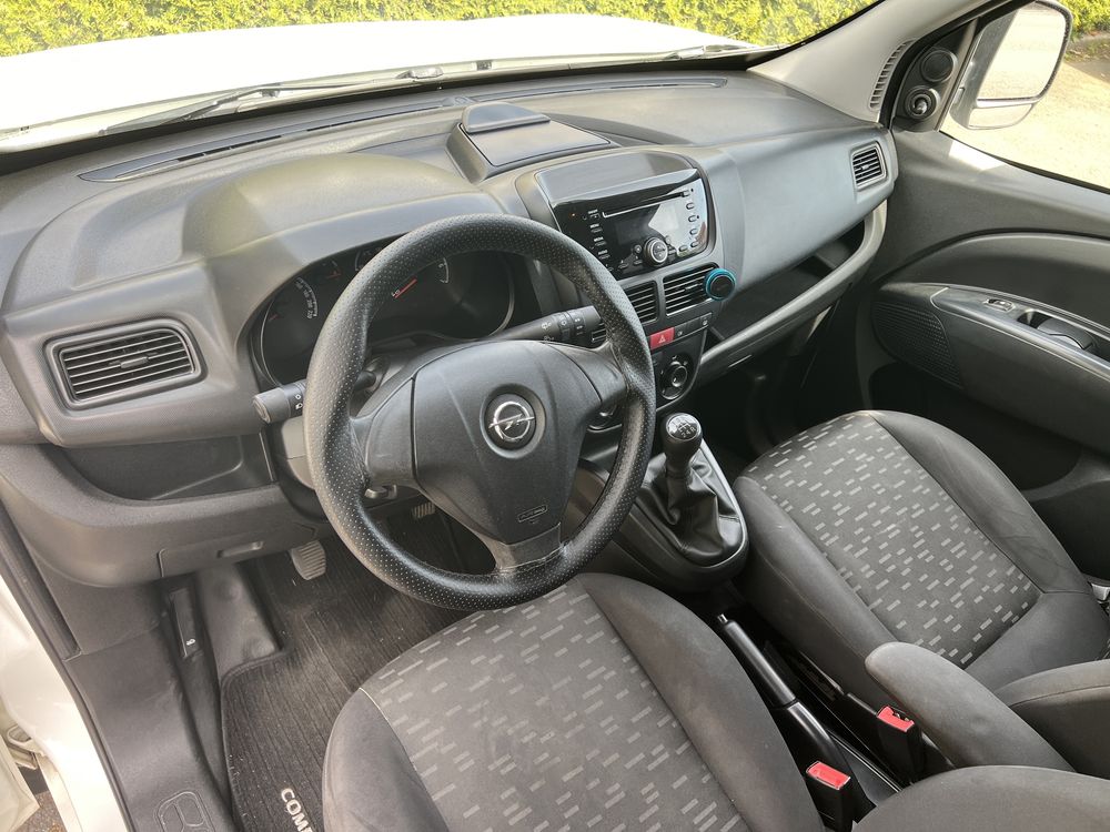 Opel combo 1,3 cdti