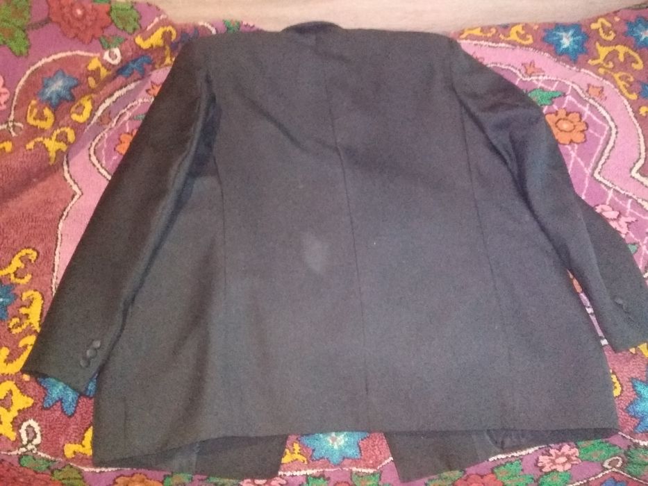 Мужской костюм черный