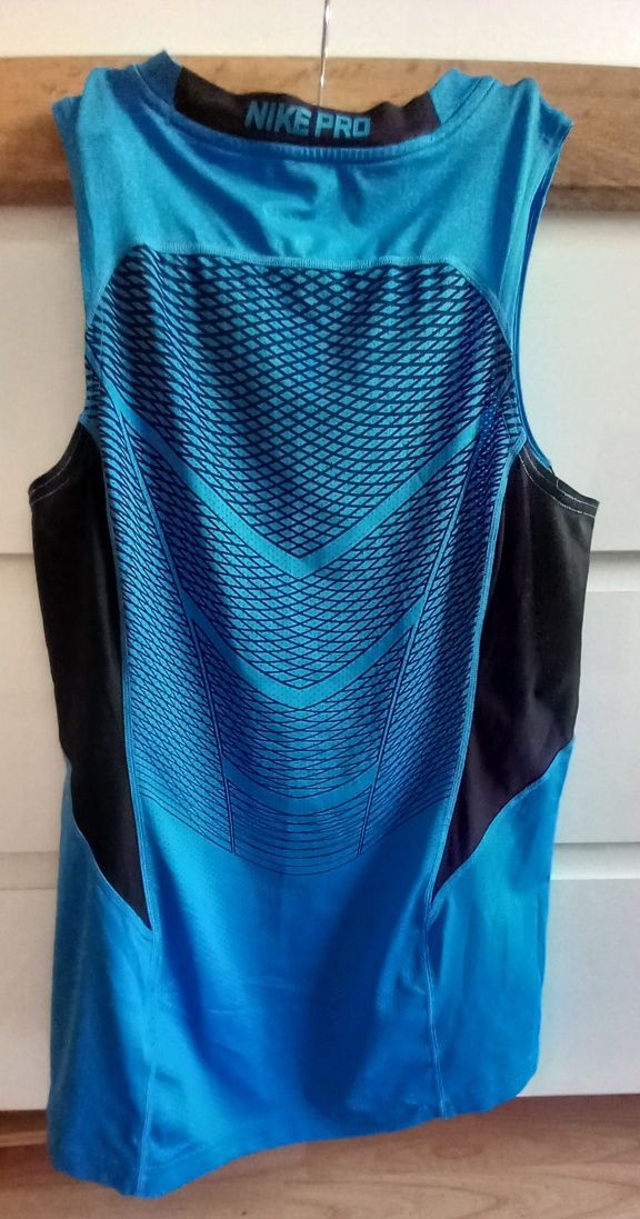 Męski Top sportowy Nike Pro Combat Hypercool