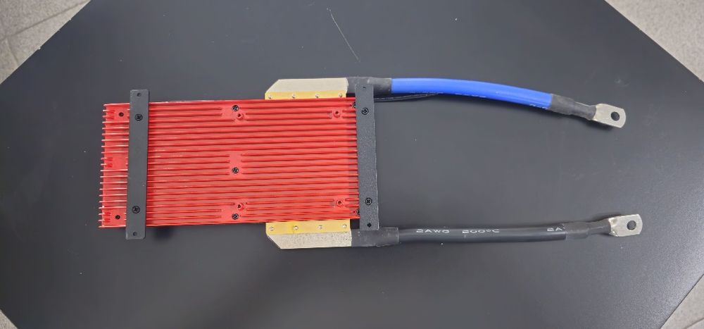 BMS Daly Smart 14S 48V 200A Bluetooth – Novo, nunca usado