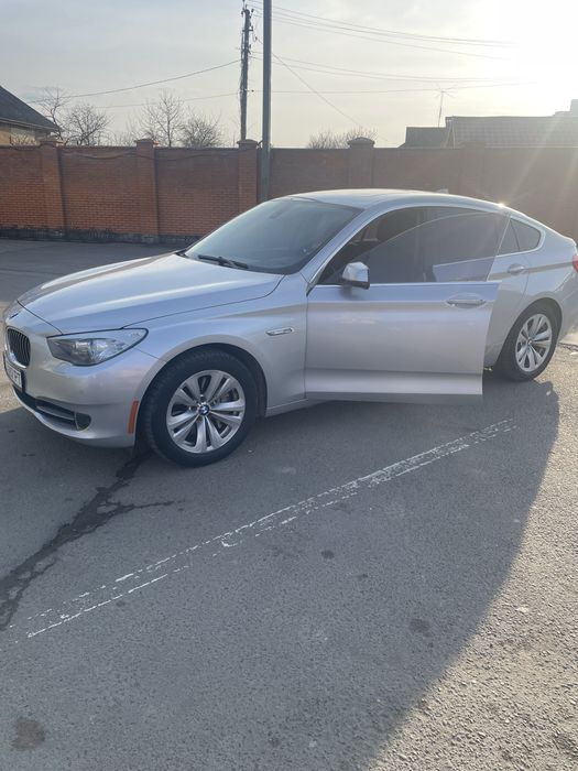 Автомобіль BMW 535i 2013 року 3.0 бензин
