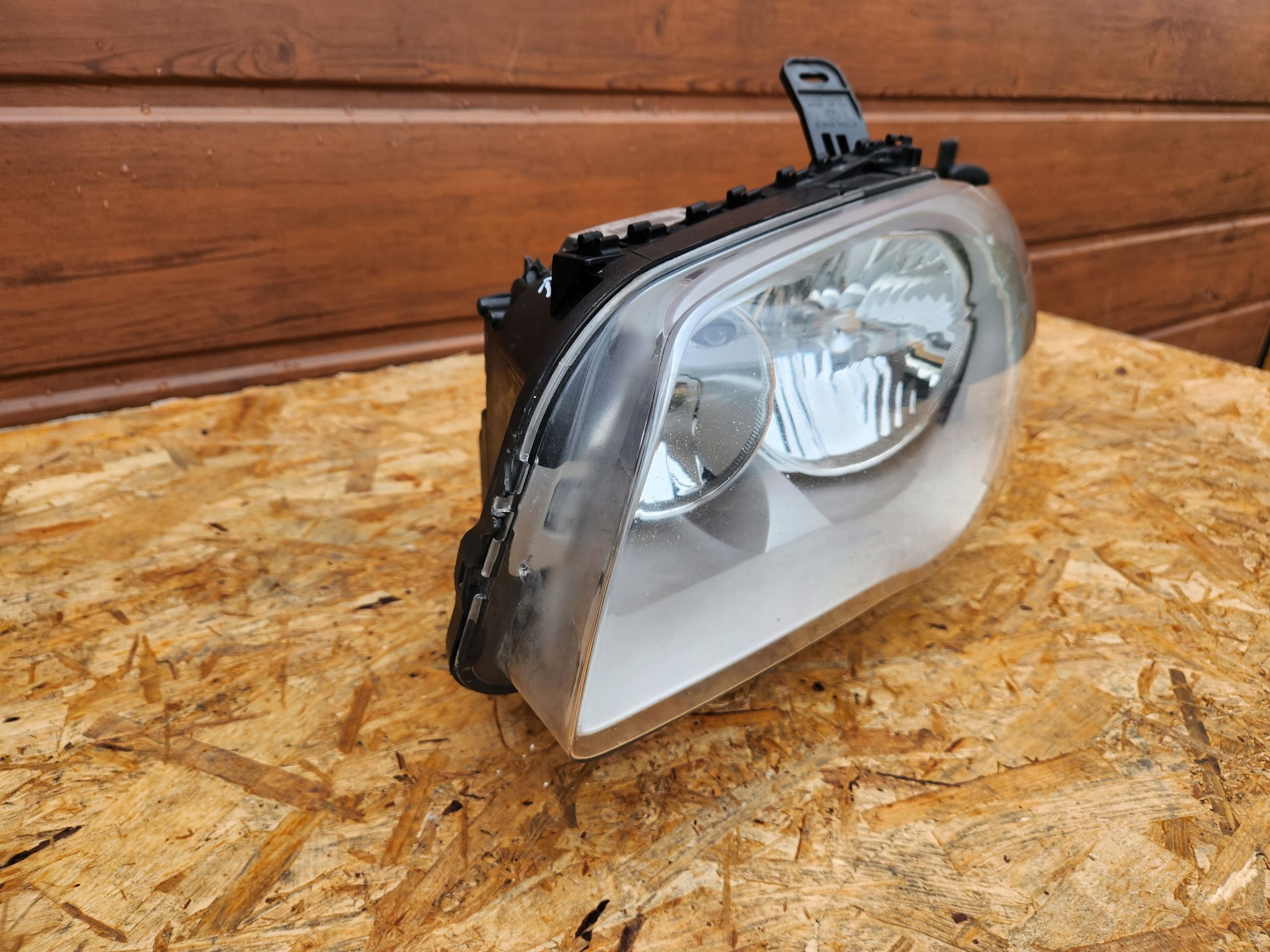 Bmw 1 E82 E88 E87/04-07 Lampa przód lewy przednia lewa europa zwykła