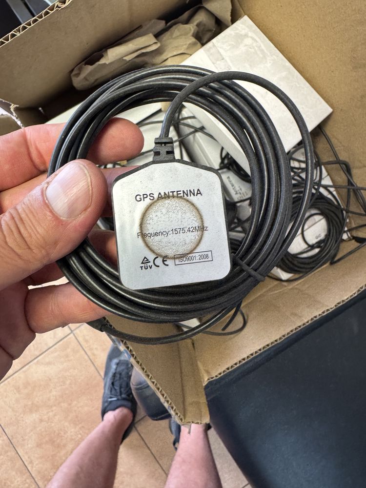 Antena GPS częstotliwość pracy : 1575.42MHz
