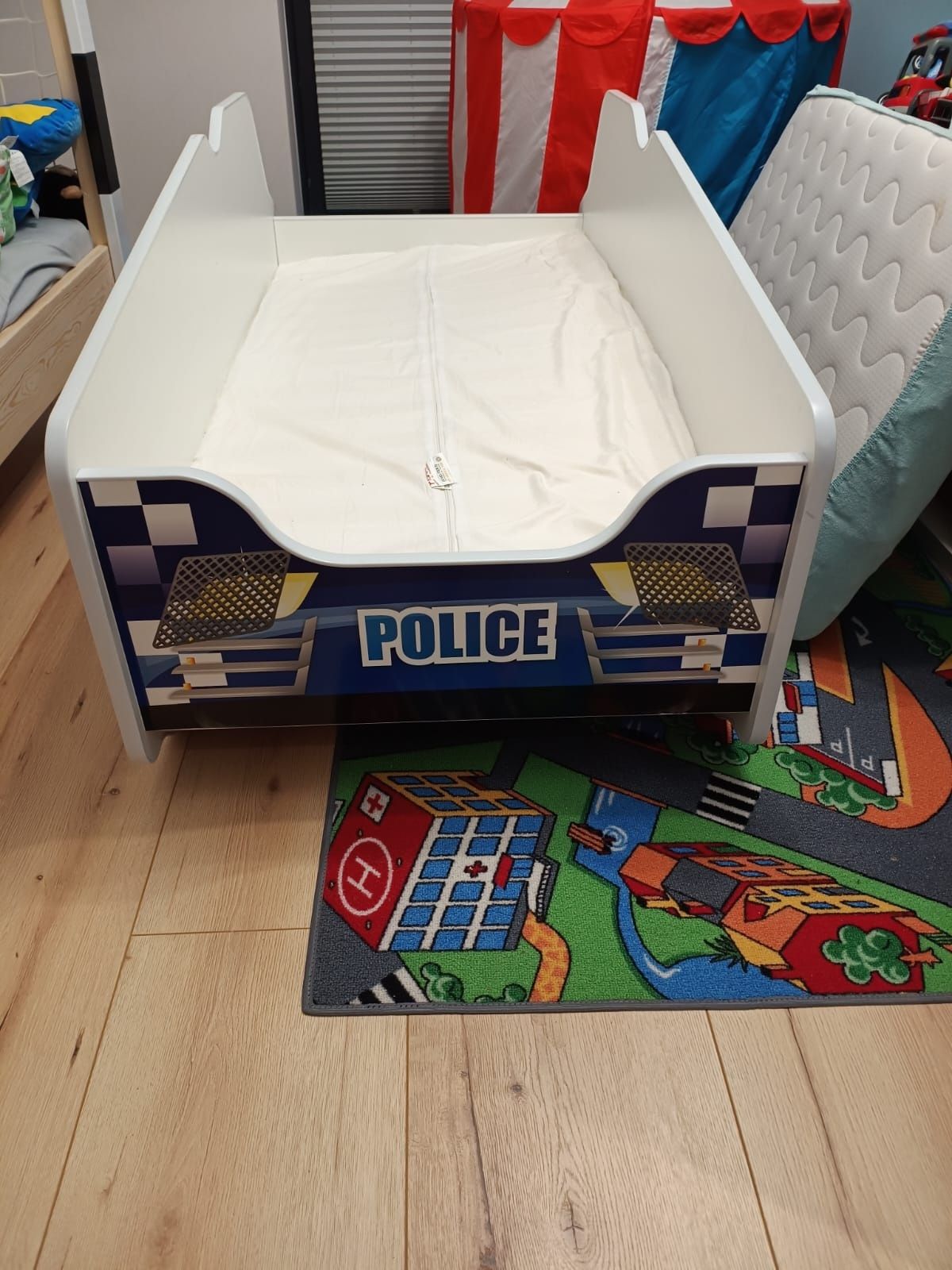 Łóżko dla dziecka POLICJA