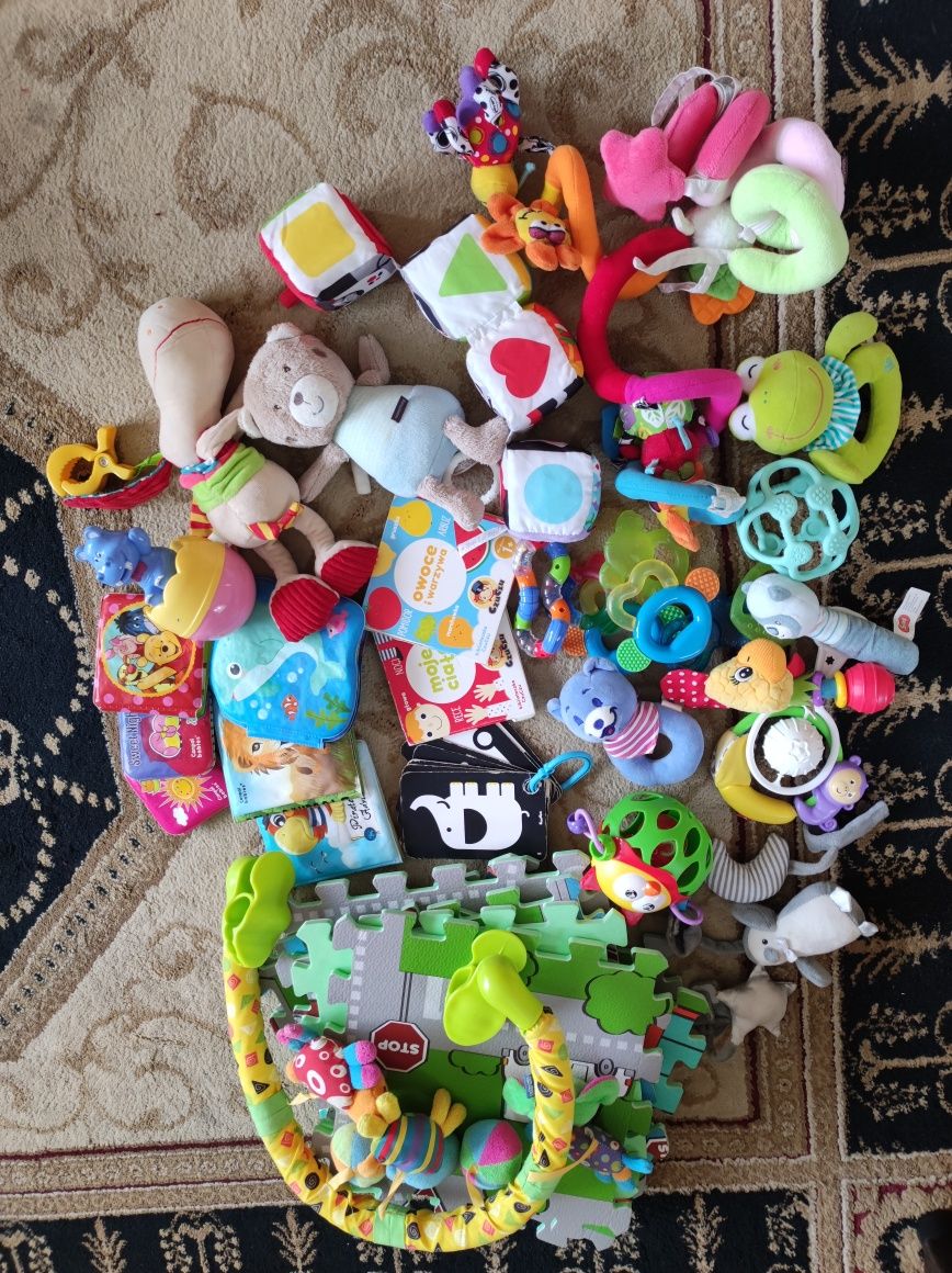 Mega zestaw zabawek niemowlęcych