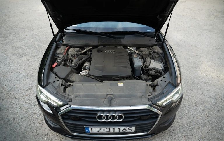 Продам Audi A6 2.0