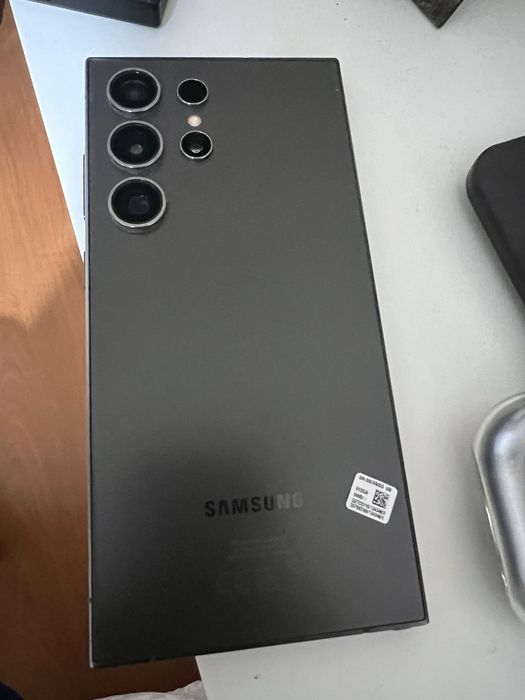 Samsung S24 Ultra 512gb Dual Sim+ Air buds pro 3+ Samsung watch/ fatur