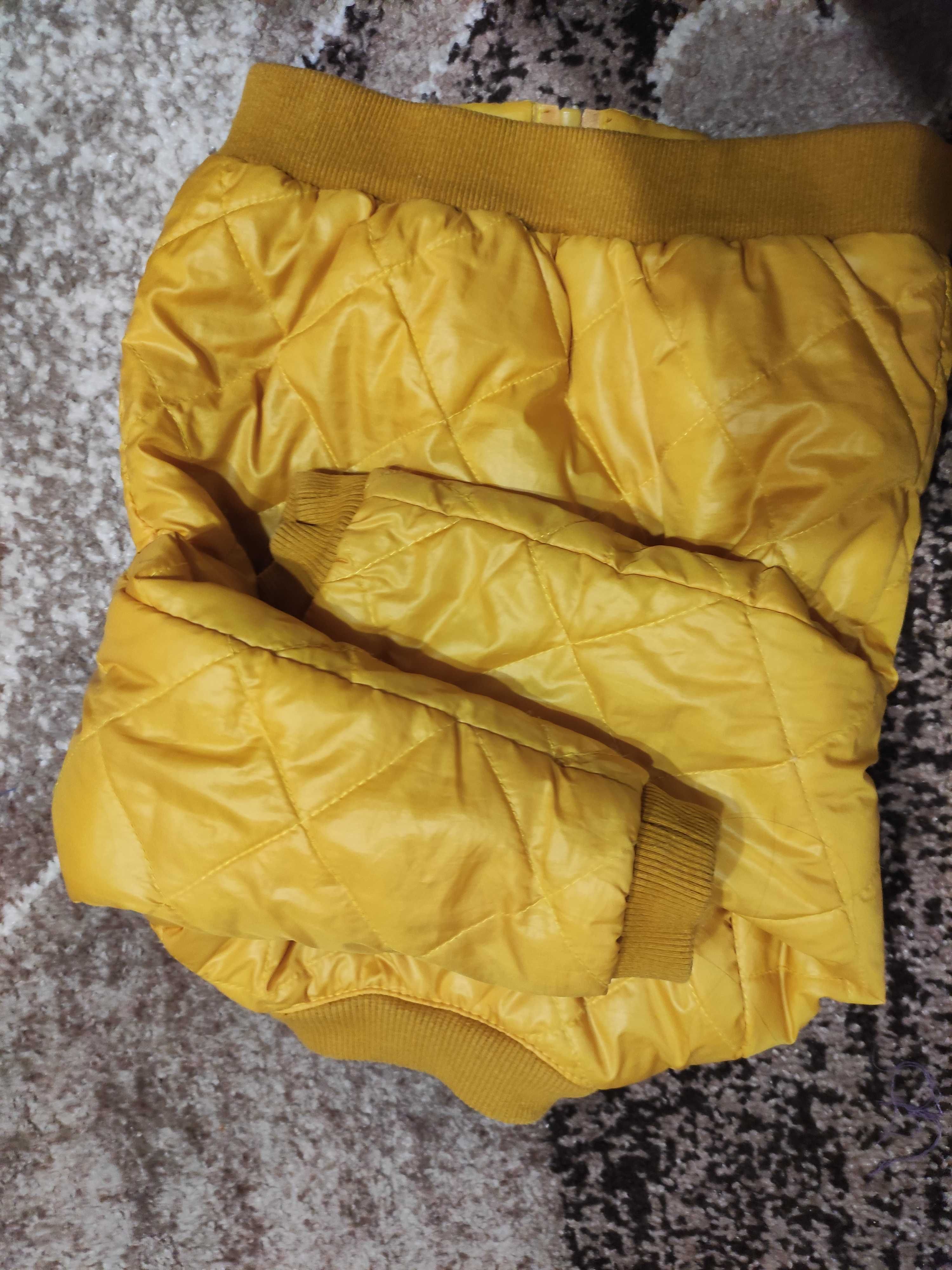 Дитяча куртка жовтого кольору 86р