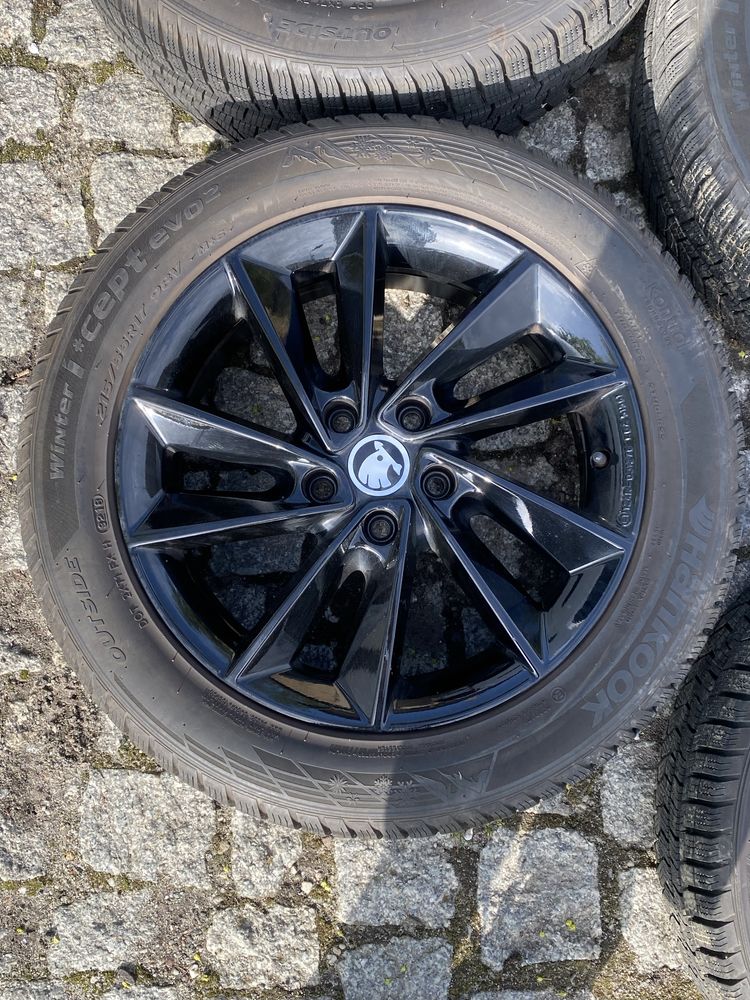 Koła alufelgi czarne 5x112 Skoda Superb Karoq Yeti Opony 215/55 r17