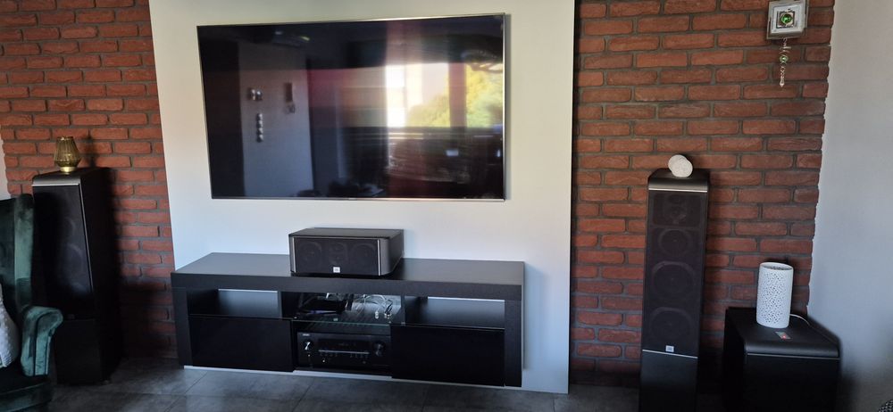 Półka wisząca RTV czarna