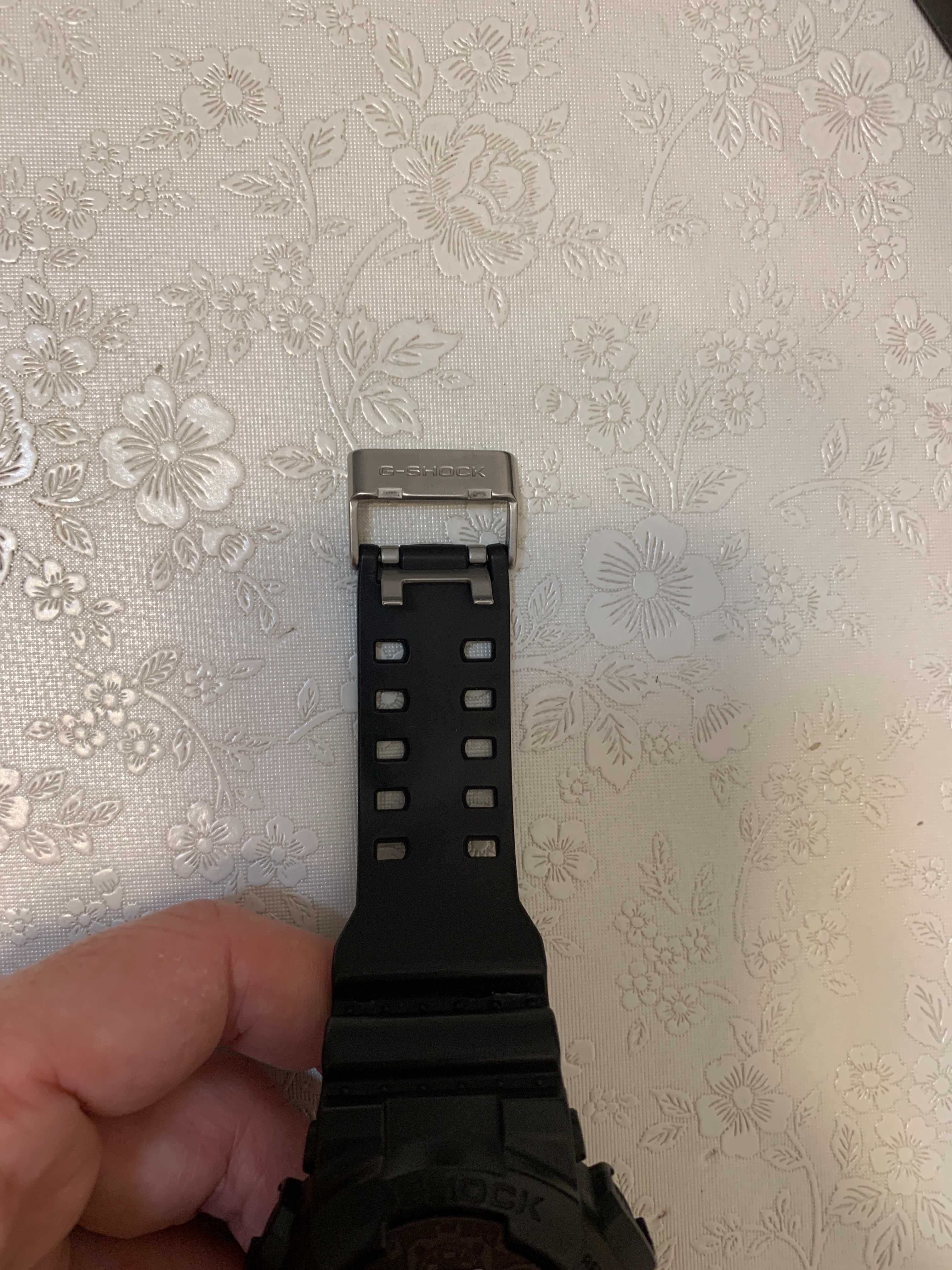 Sprzedam zegarek CASIO 5081 GA-100