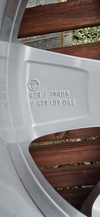 Koła Zimowe Skoda SuperB Audi Vw Seat 5x112 R17 ET41 57.1