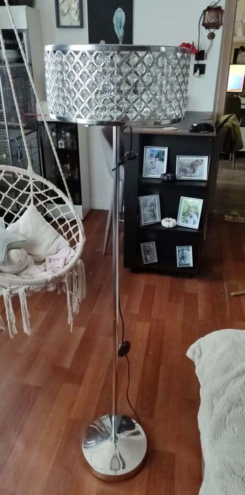 Lampa podłogowa Galmur