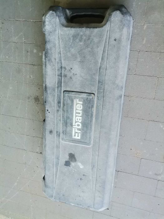 Młot wyburzeniowy Erbauer ERB567DRH 1750w +dłuta +oryginalna walizka