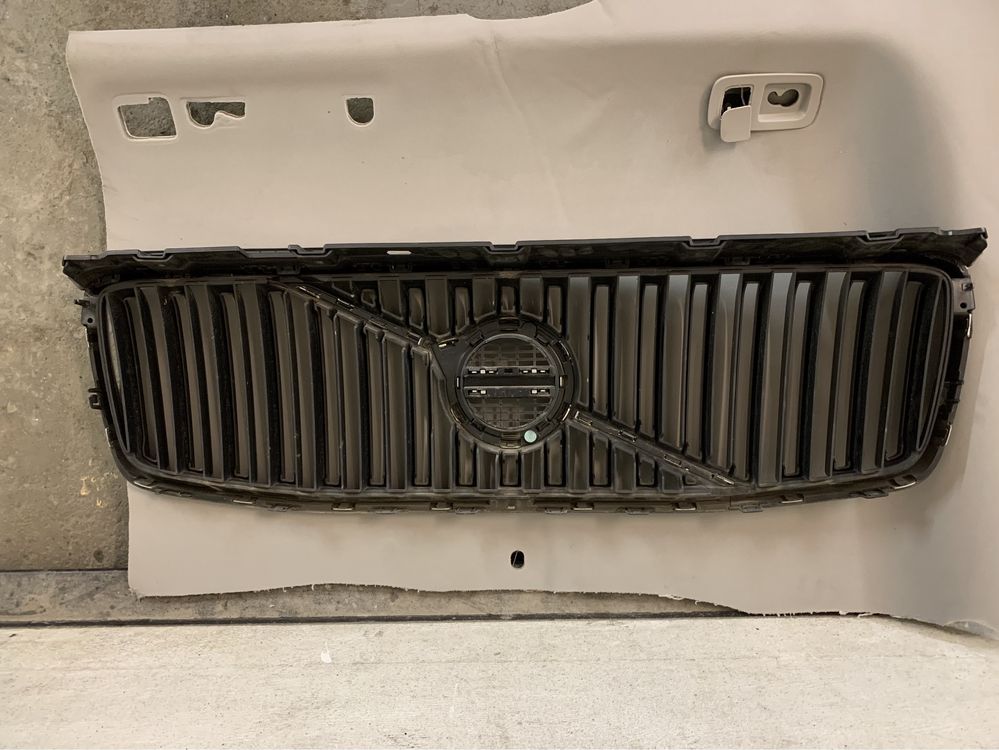 Volvo xc 90 atrapa grill