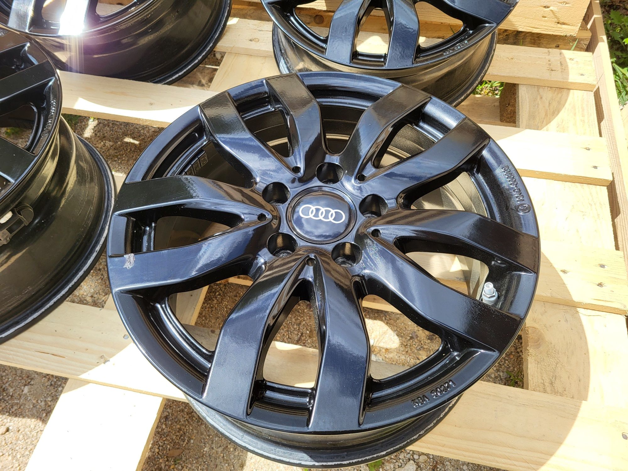 [515] Felgi aluminiowe 16 Cali 5x112 ET48 7Jx16H2 + CZUJNIKI