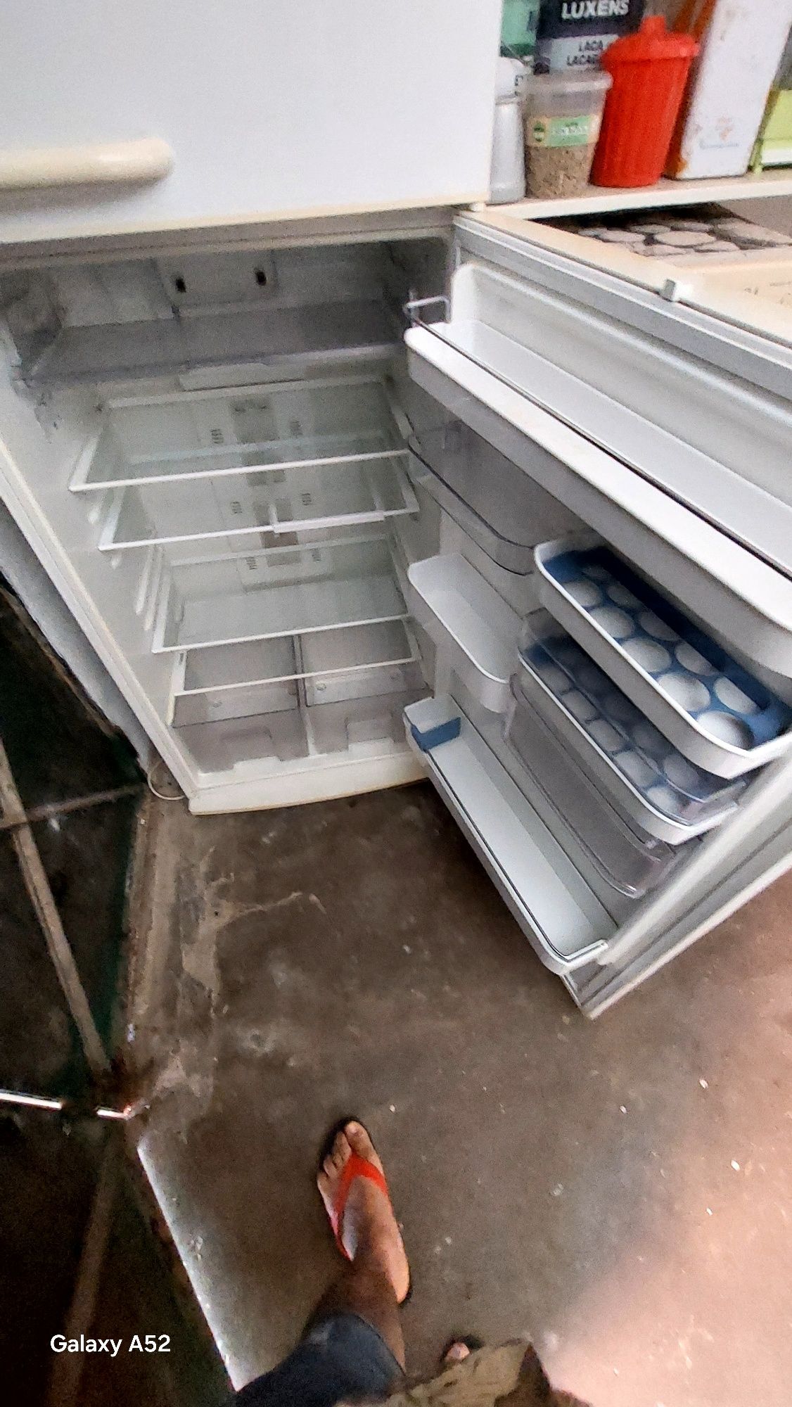 Frigorífico em ótimo estado de conservação
