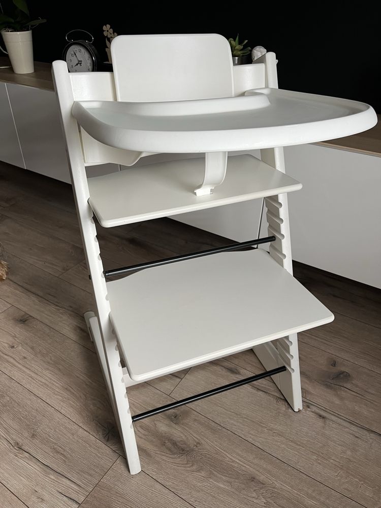 Rezerwacja Krzeselko białe tripp trapp stokke plus baby set w zestawie