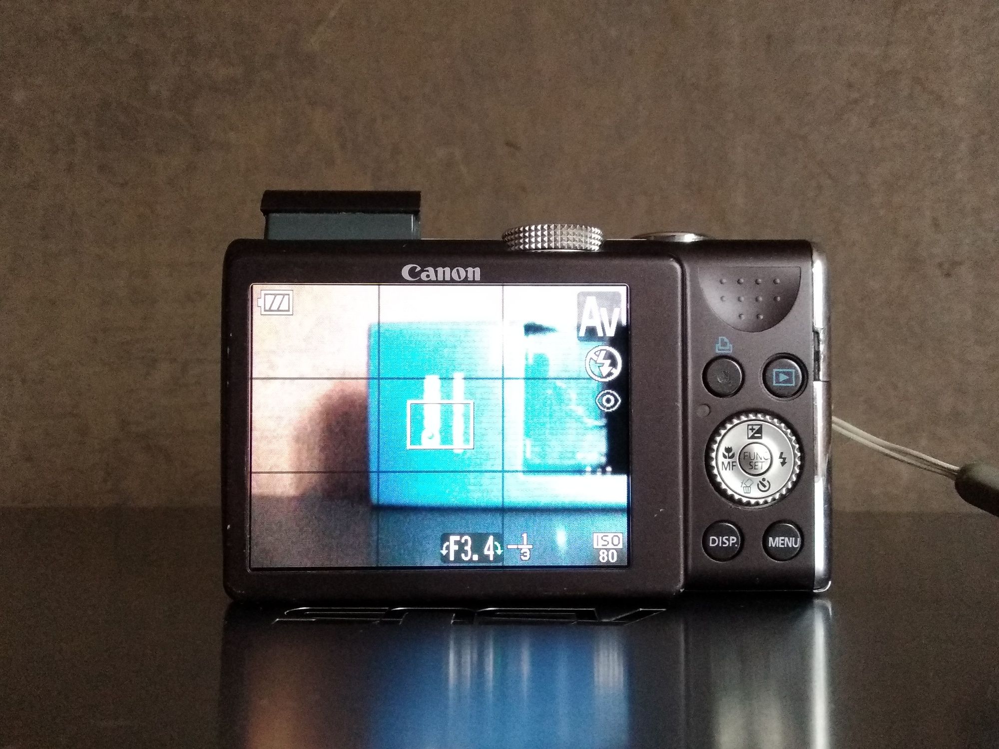 Must have CANON Pawer Shot SX200IS 12.1 Mp . Одна з кращих від Canon