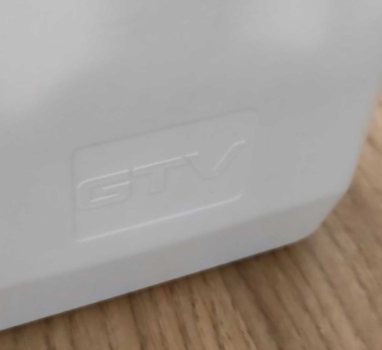 Pantograf GTV biały chrom drążek wieszak opuszczany do szafy 645-910mm
