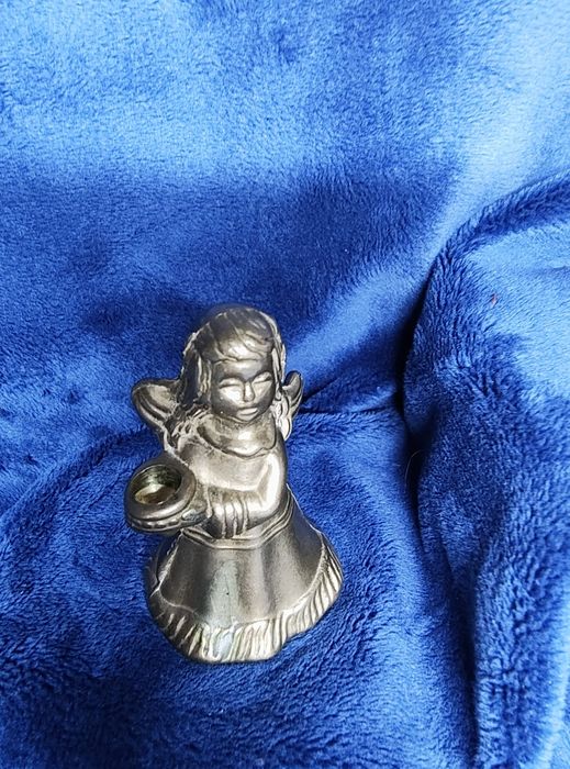 Aniołek mosiądz figurka
