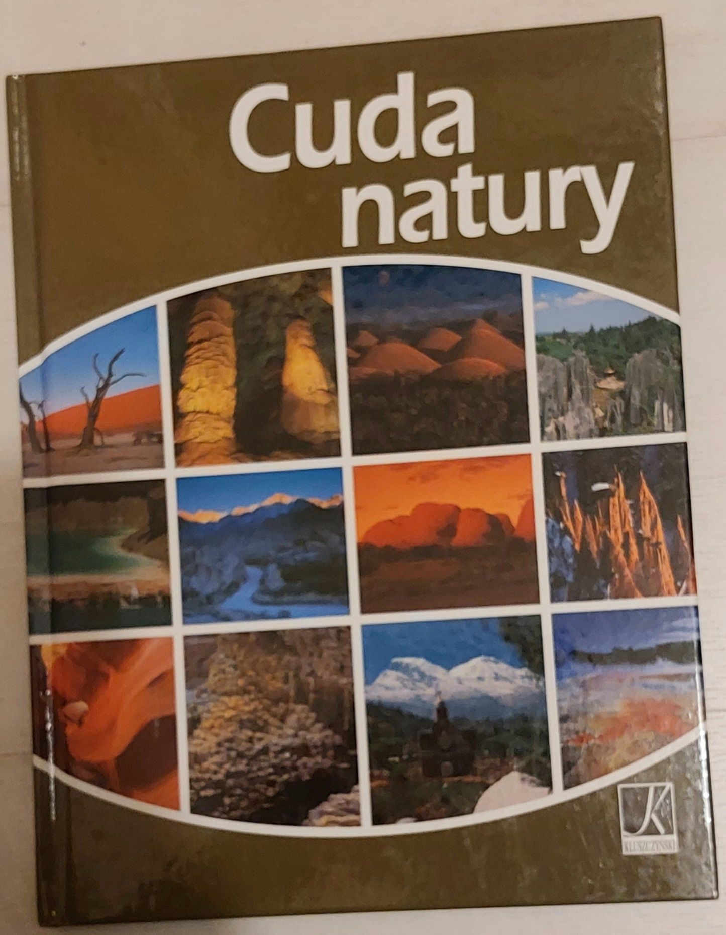 Cuda natury album