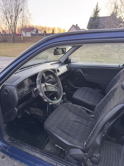 Продам машину Volkswagen Golf 3 газ/бензин