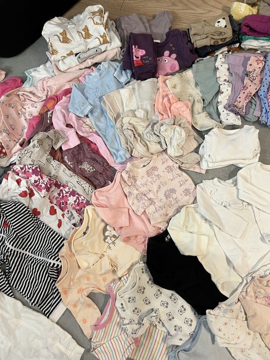 Duża paczka ciuszków niemowlęcych