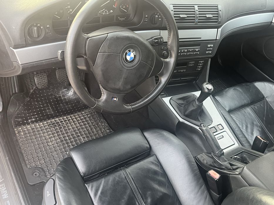 Vendo bmw 528i e39