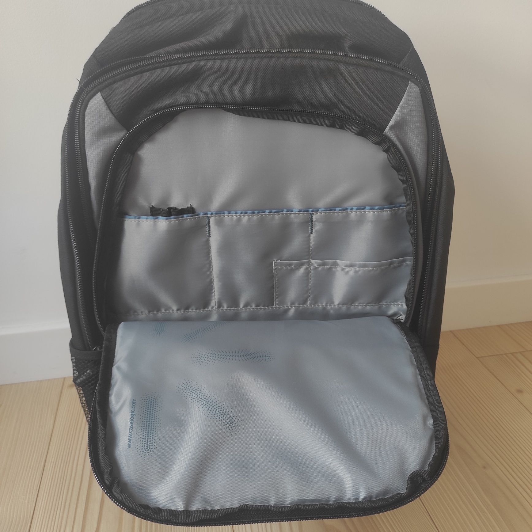 Case Logic Mochila  para portátil até 17" VNB217