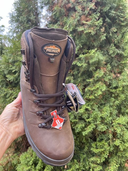 Чоловічі ботинки шкіряні