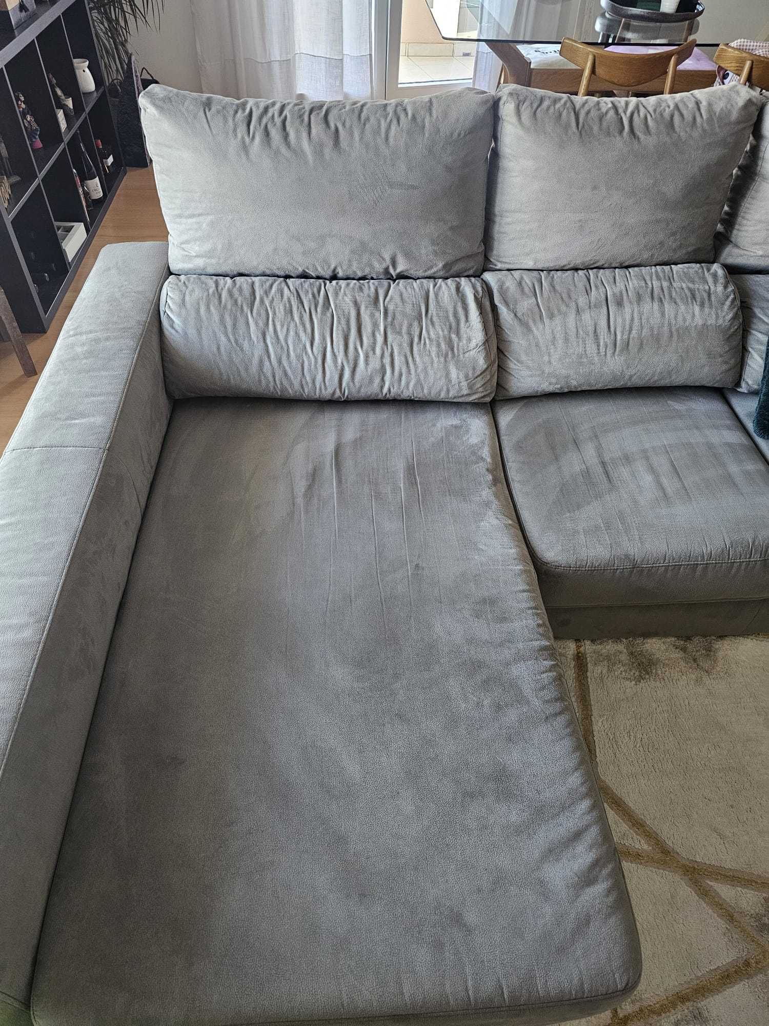 Sofá cinzento Conforama