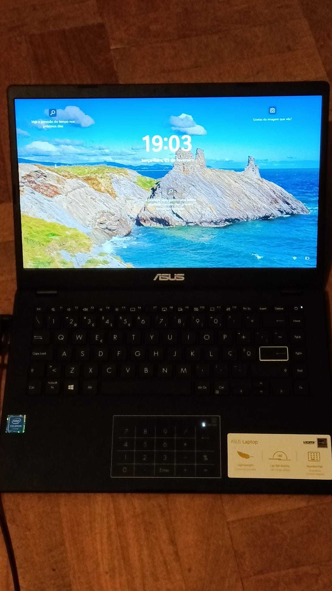 Computador Portátil ASUS