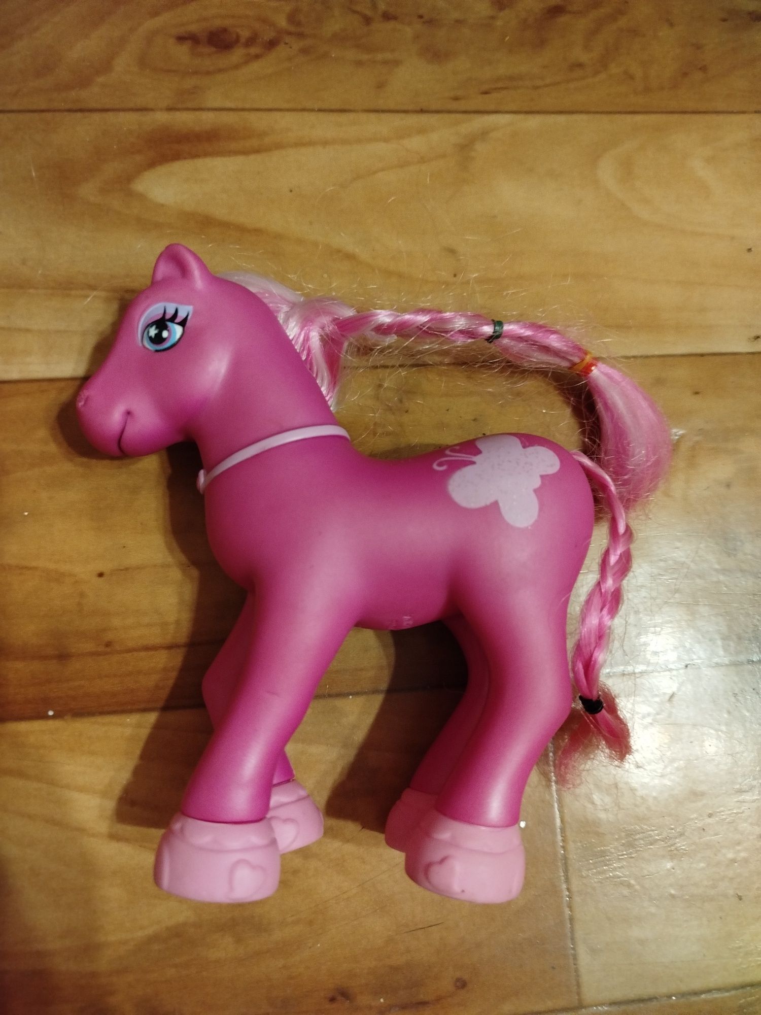 Nowy różowy kucyk Pony