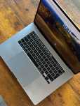 MacBook Pro 16" (2019, Intel Core i7, 512/16GB)